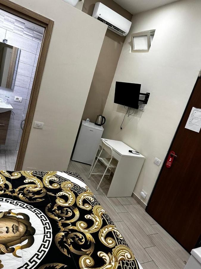 B&B Spaccanapoli A Due Passi Da Via Tribunali Buitenkant foto